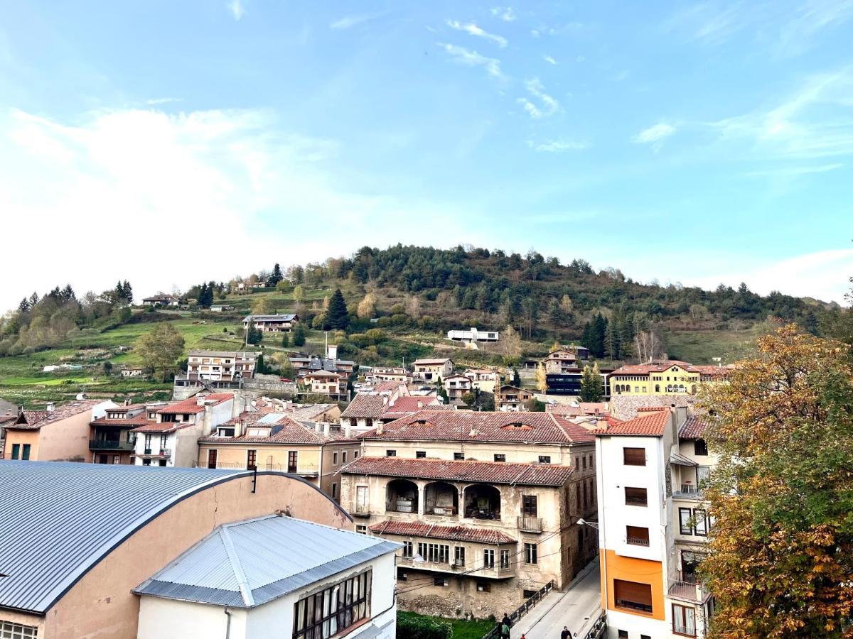 Appartamento Atic Casa Pomar Camprodon Esterno foto